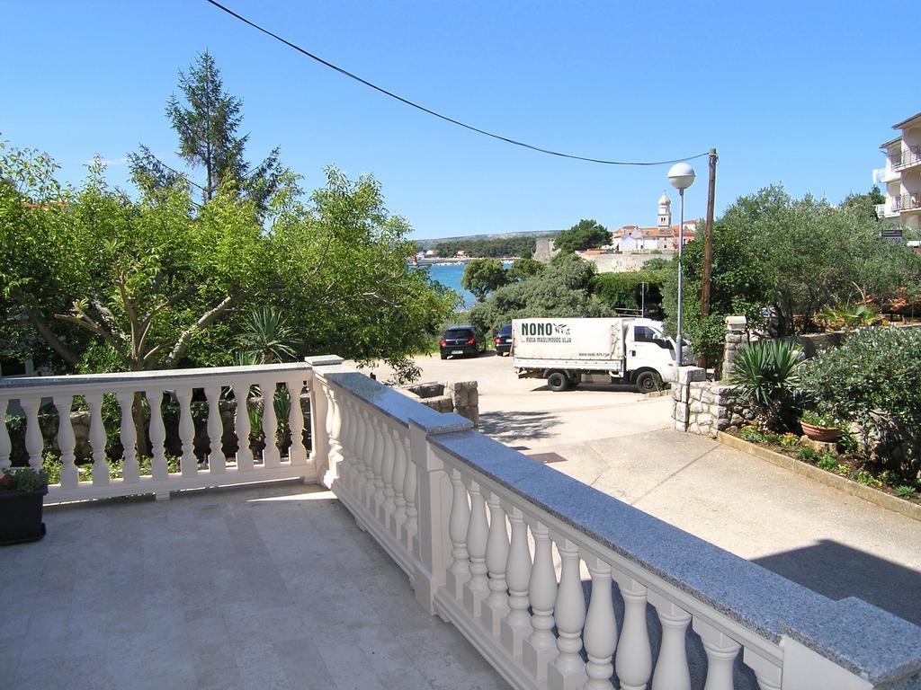 Apartment Julija Krk Town Kültér fotó
