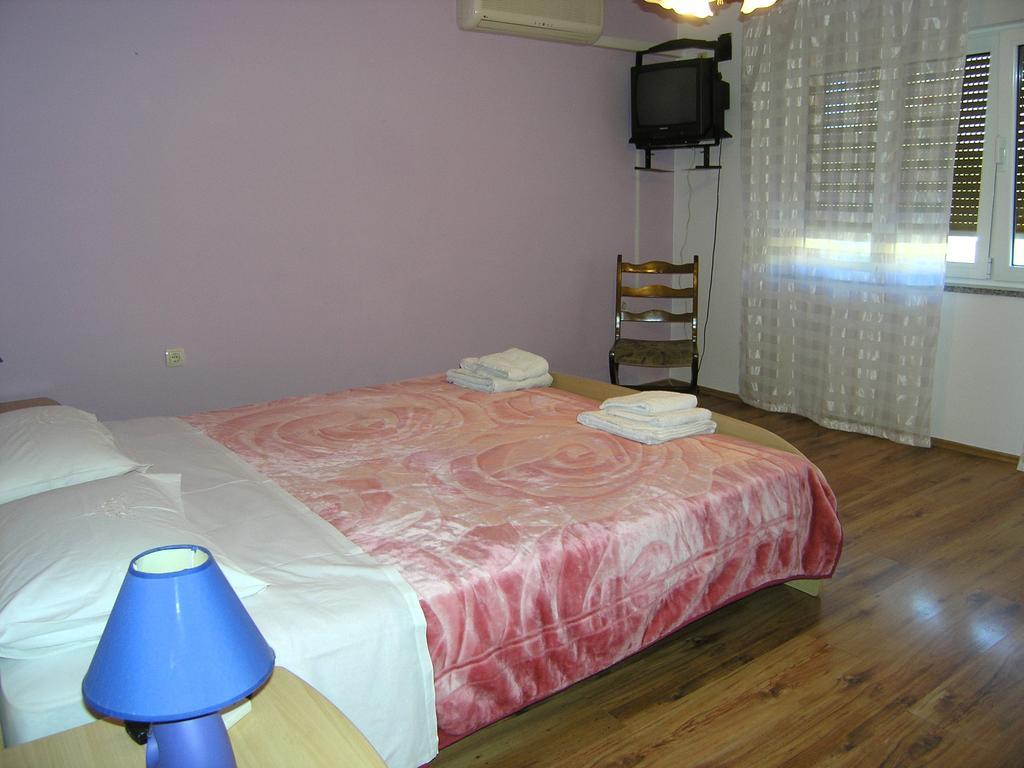 Apartment Julija Krk Town Kültér fotó